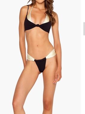 NWT Beach Bunny Rumi Bralette Bikini top